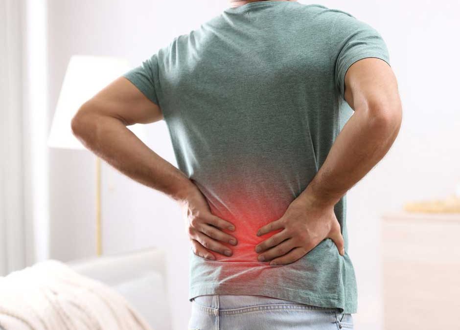 Die Last auf Ihren Schultern: Gemeinsam bekämpfen wir Ihre Rückenschmerzen
